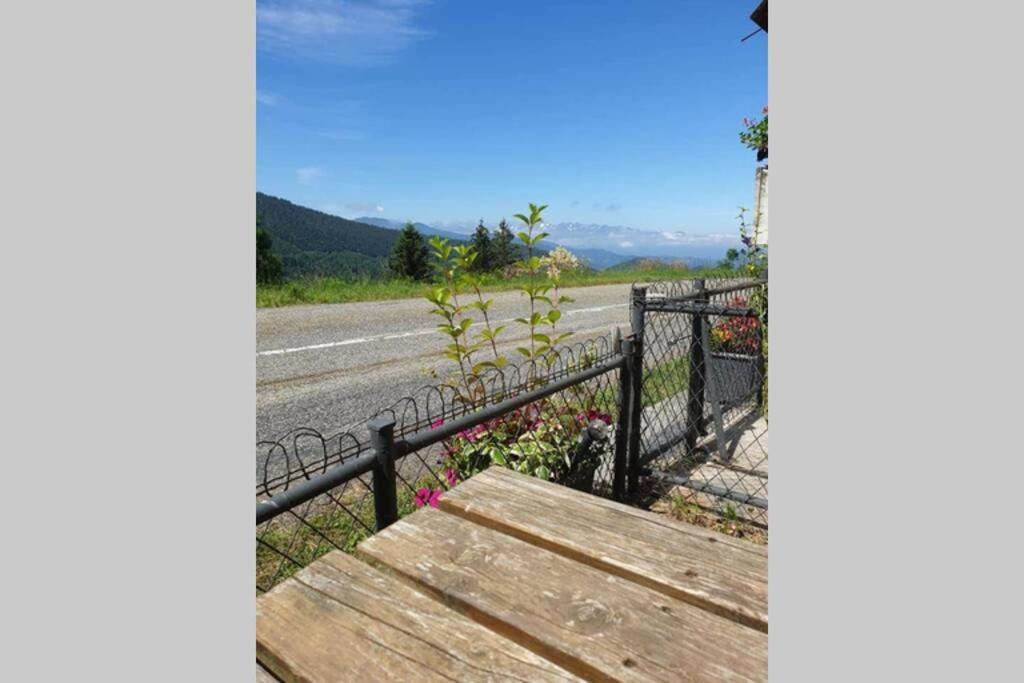 Maison Au Sommet Des Montagnes Boussenac Bagian luar foto